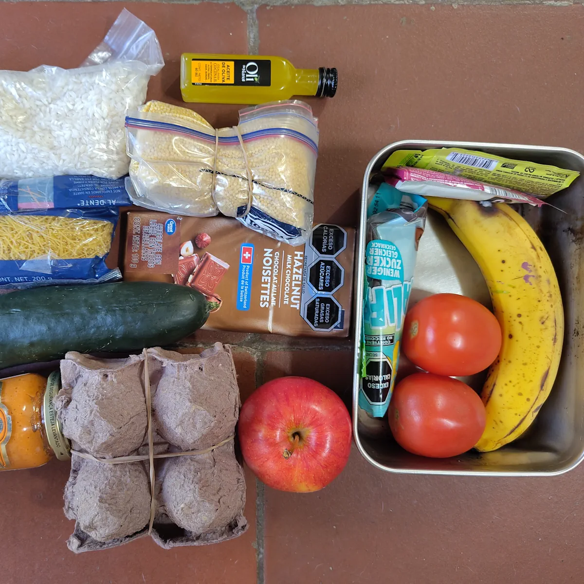 Was-isst-du-beim-weitwandern Vor diesem Supermarktbesuch hatte ich mich satt gegessen Proviant nach dem Besuch eines Supermarkts bei vollen Magen